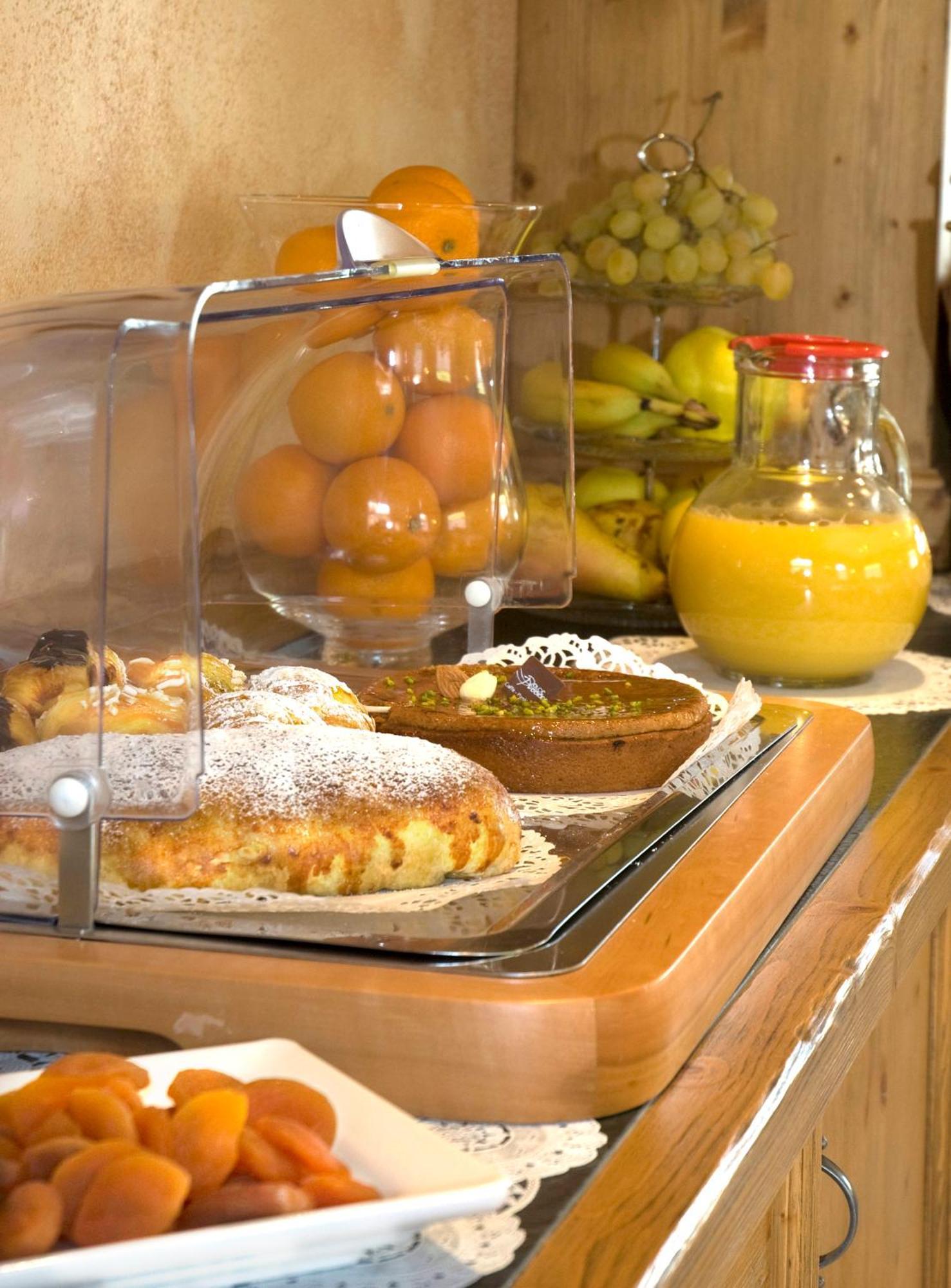 Hotel Costanza Mountain Holiday Λιβίνιο Εξωτερικό φωτογραφία